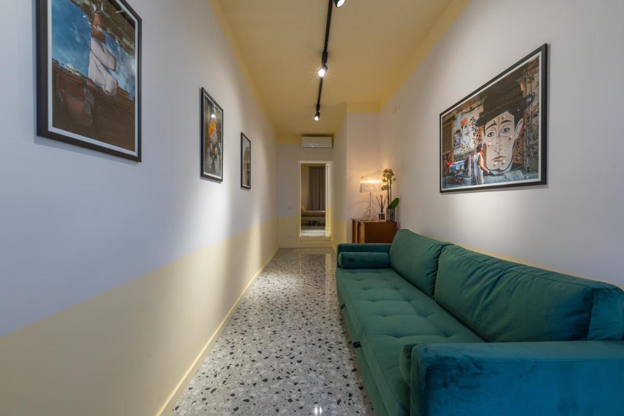 Bed and Breakfast Teatro Toledo 272 Neapel Exterior foto
